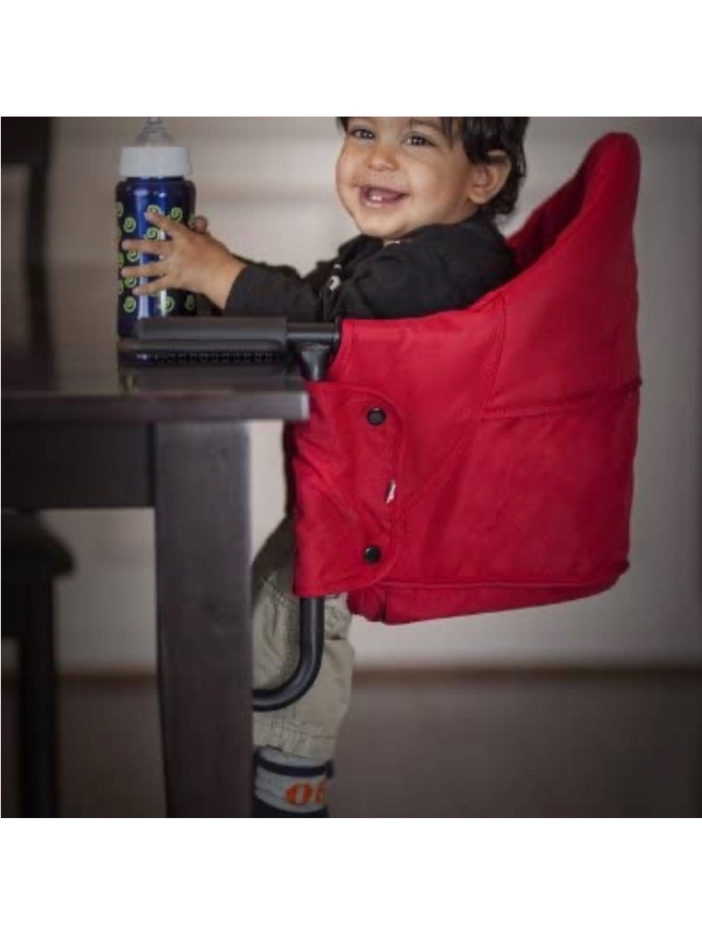 Guzzie & gus portable high chair red clip on